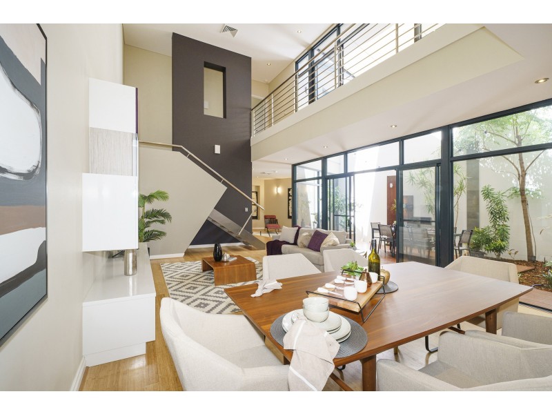 9 Tallow Tree Crescent, Subiaco WA 6008