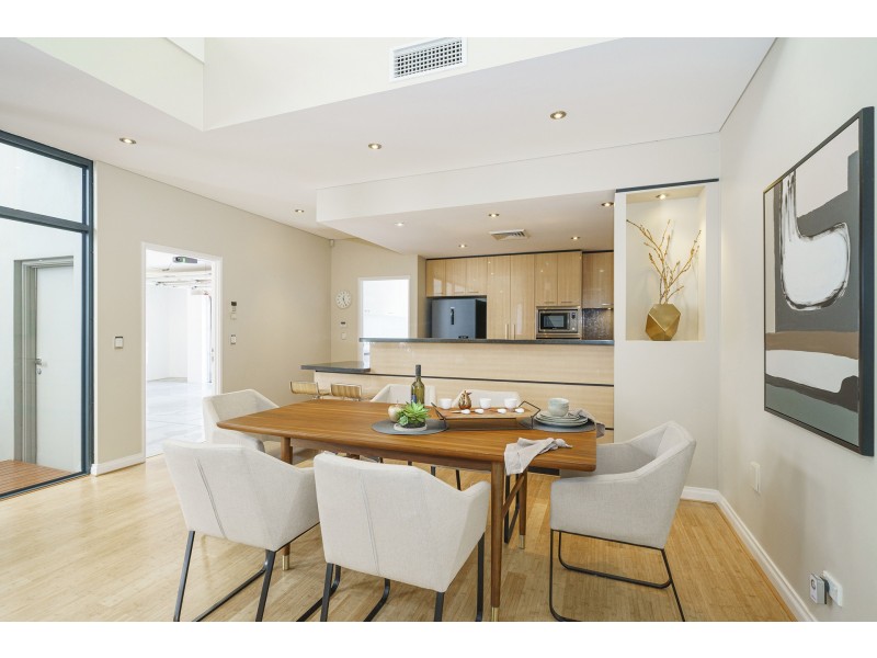 9 Tallow Tree Crescent, Subiaco WA 6008