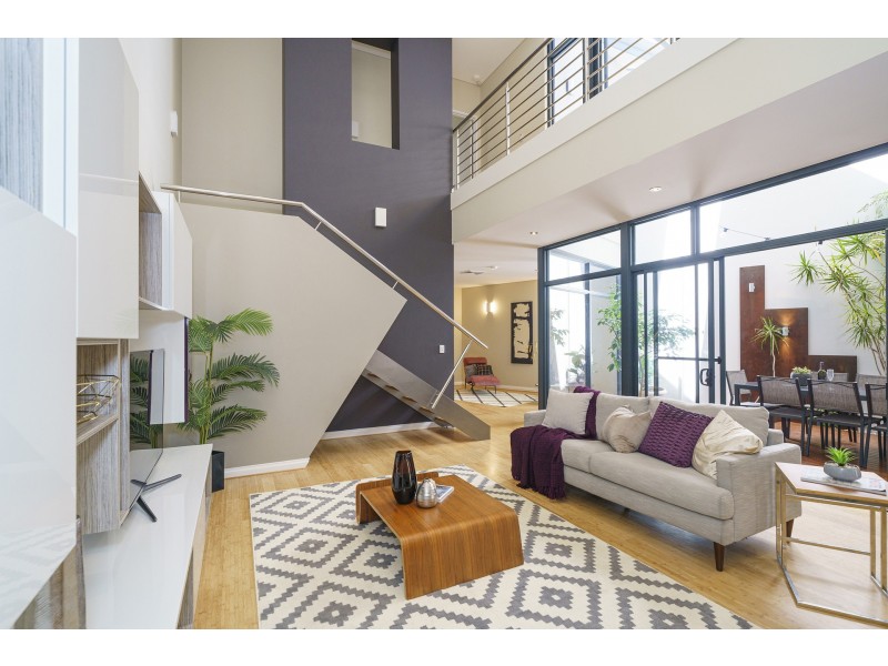 9 Tallow Tree Crescent, Subiaco WA 6008