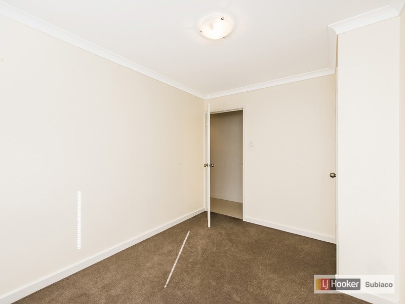 36 Admiralty Crescent, Halls Head WA 6210