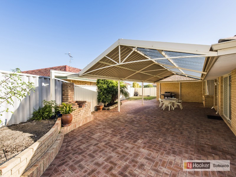 36 Admiralty Crescent, Halls Head WA 6210