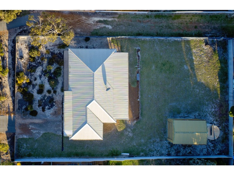 14 Culham Street, Hopetoun WA 6348