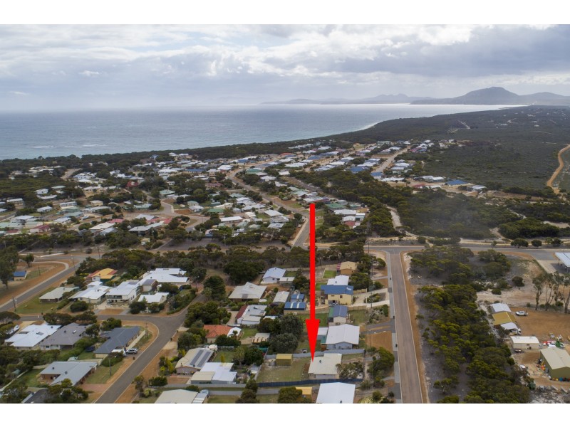 14 Culham Street, Hopetoun WA 6348