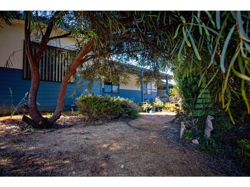 9 Price Street, Hopetoun WA 6348