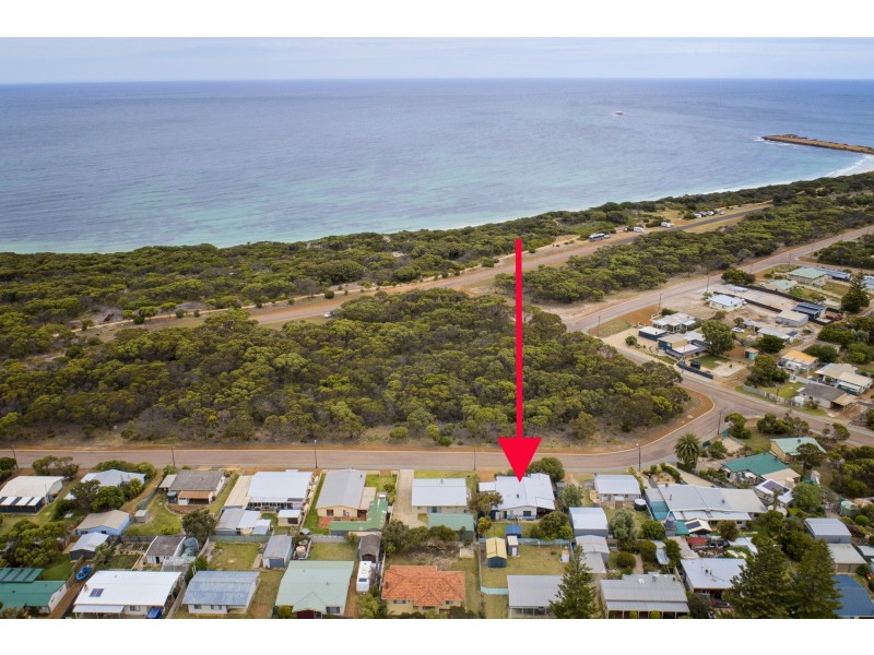 9 Price Street, Hopetoun WA 6348