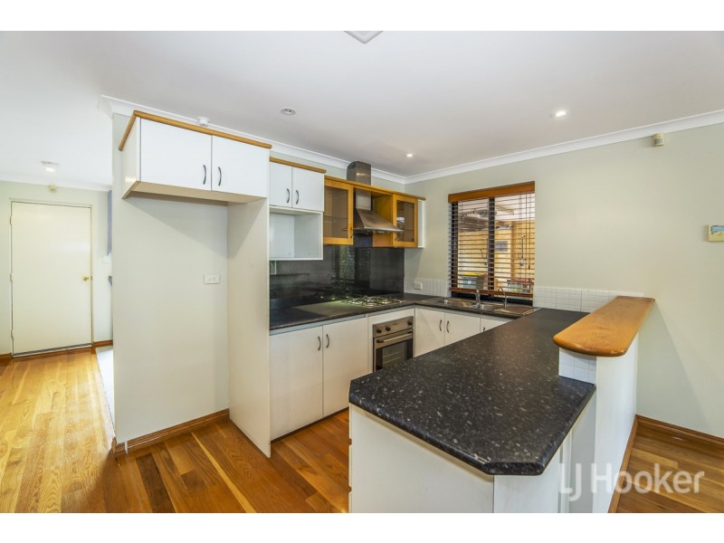 3/16 Mayfair Street, Nollamara WA 6061