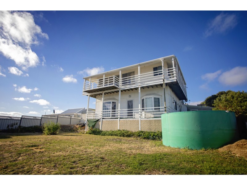 5 West Street, Hopetoun WA 6348