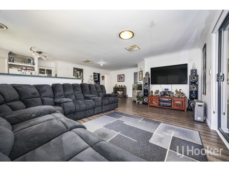 28 Covington Promenade, Butler WA 6036