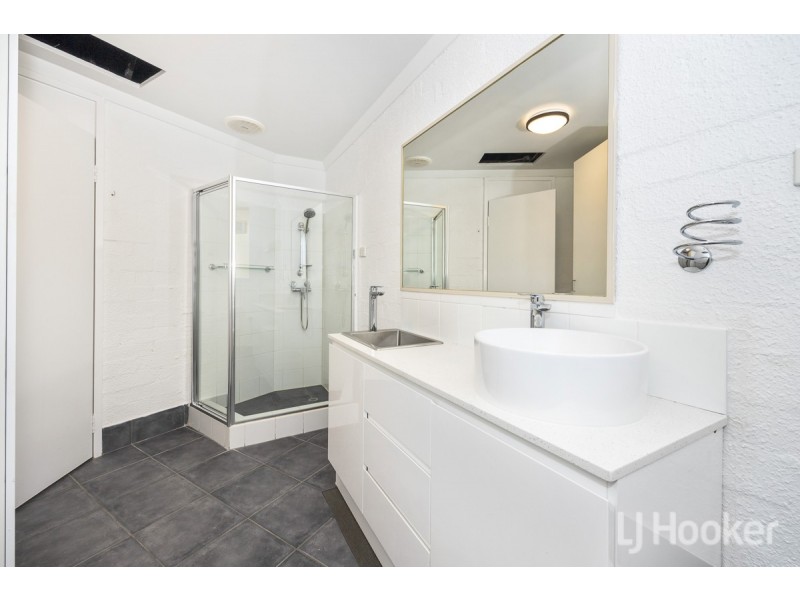 31F/47 Herdsman Parade, Wembley WA 6014