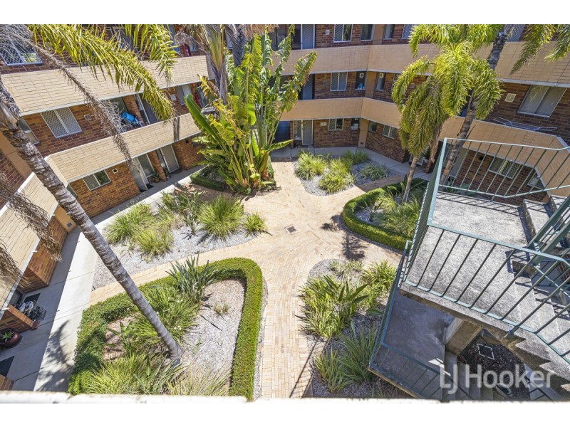 31F/47 Herdsman Parade, Wembley WA 6014