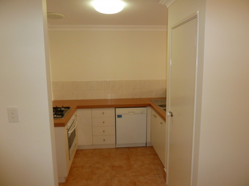 6/6 Lansing Street, Queens Park WA 6107