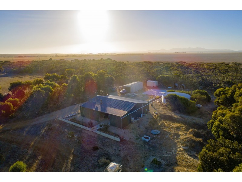 52 Verrucosa Parade, Hopetoun WA 6348