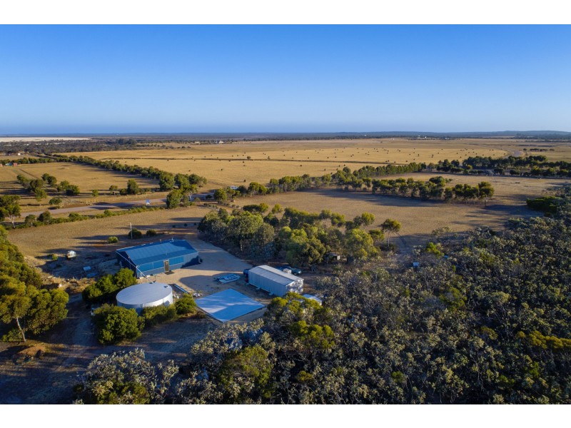 52 Verrucosa Parade, Hopetoun WA 6348