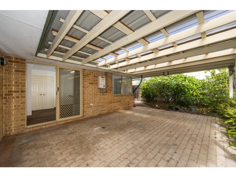 54 Stockdale Crescent, Wembley Downs WA 6019