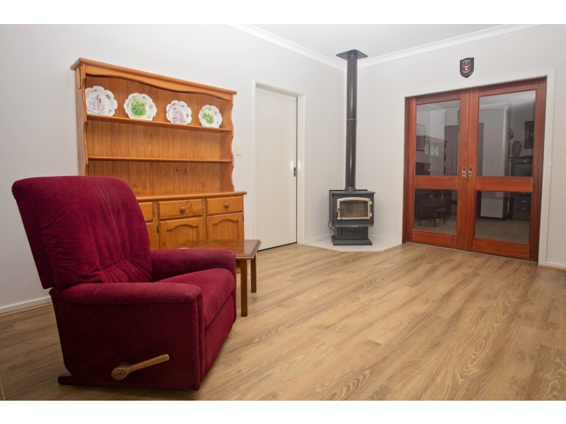 28 Raglan Street, Hopetoun WA 6348