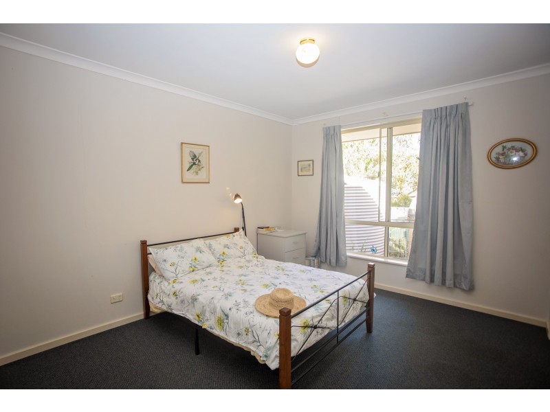 28 Raglan Street, Hopetoun WA 6348
