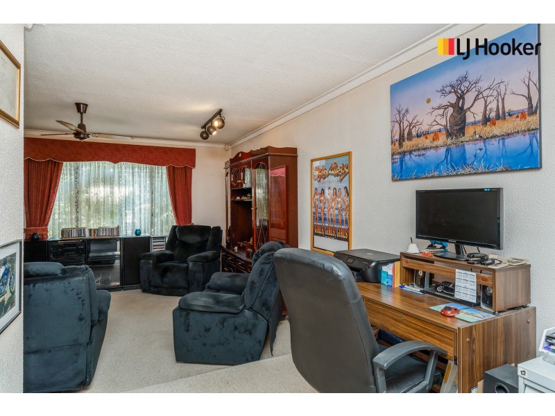 14 Gibson Way, Beechboro WA 6063