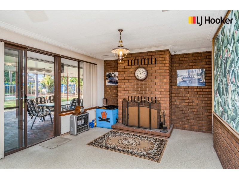 14 Gibson Way, Beechboro WA 6063