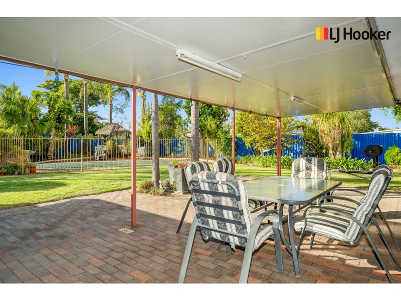 14 Gibson Way, Beechboro WA 6063