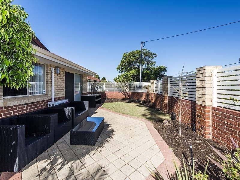 1/20 Birdwood Street, Innaloo WA 6018