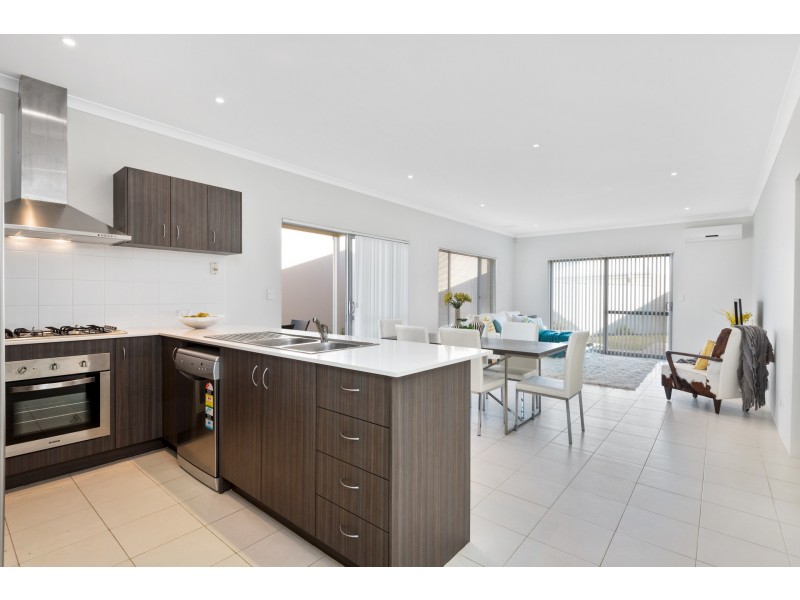 52 Randstone Parade, Butler WA 6036