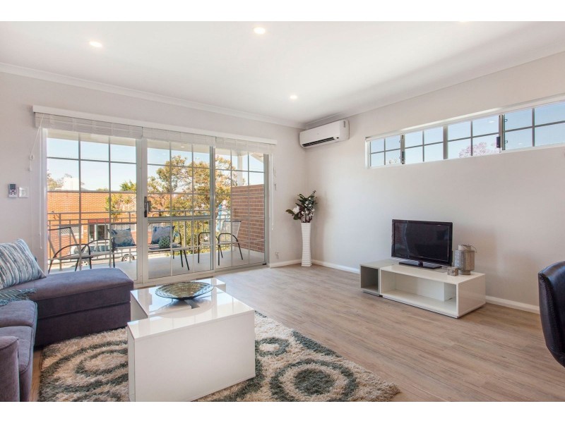 5/18 Stuart Street, Maylands WA 6051