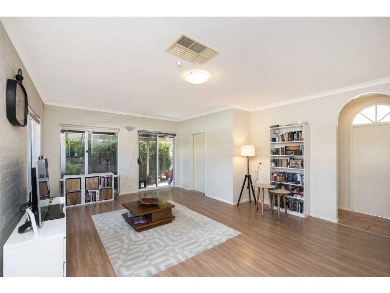 19A Cleaver Terrace, Rivervale WA 6103