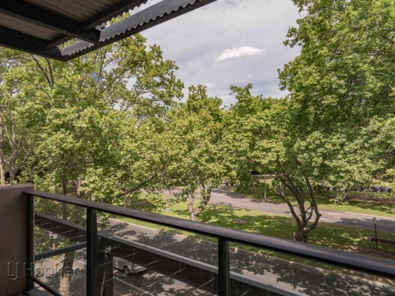 26/116 Mounts Bay Road, Perth WA 6000