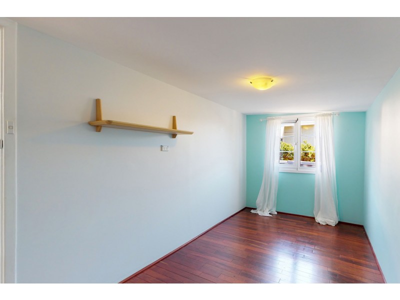 5 Barnes Street, Innaloo WA 6018