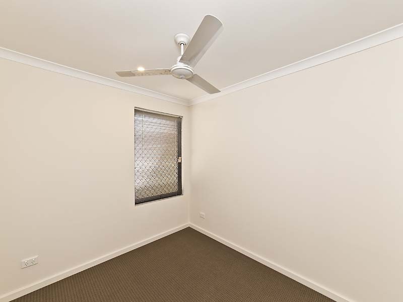 8 Venus Lane, Wandi WA 6167