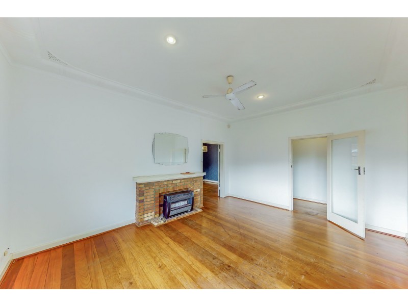 104A Gugeri Street, Claremont WA 6010
