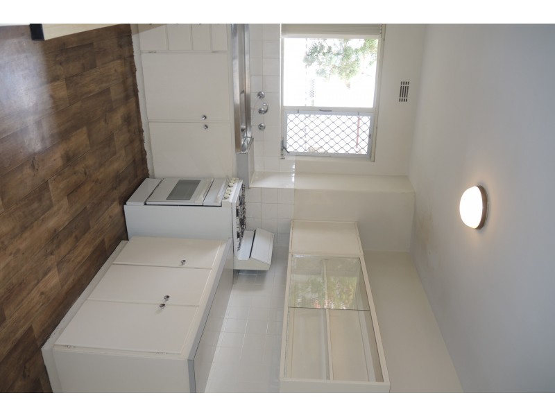 2/35 Leonora Street, Como WA 6152