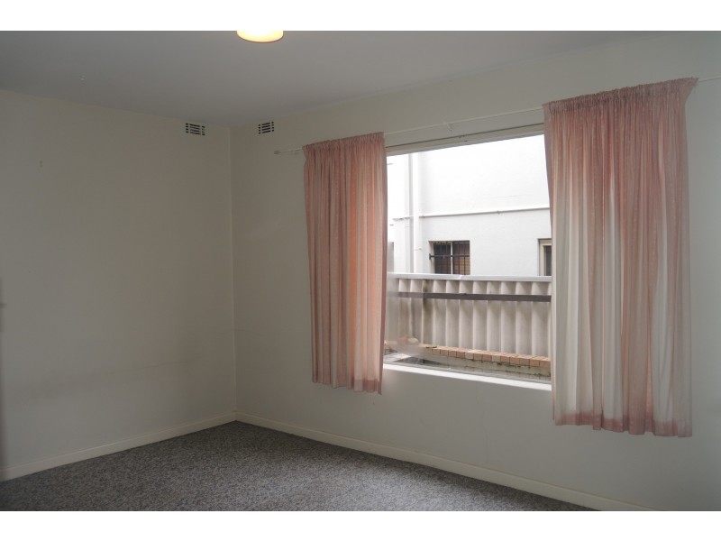 2/35 Leonora Street, Como WA 6152