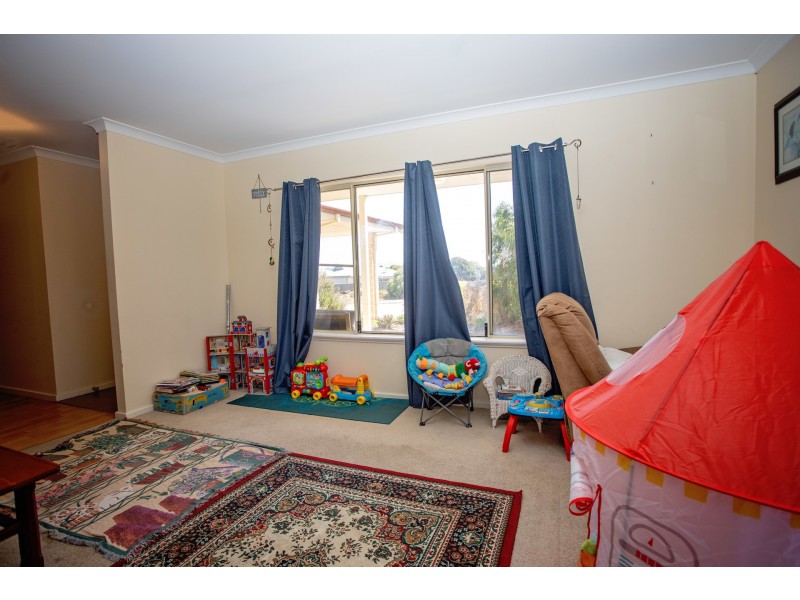 39 Maitland Street, Hopetoun WA 6348