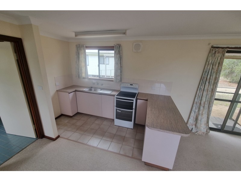 11 Daw Street, Ravensthorpe WA 6346