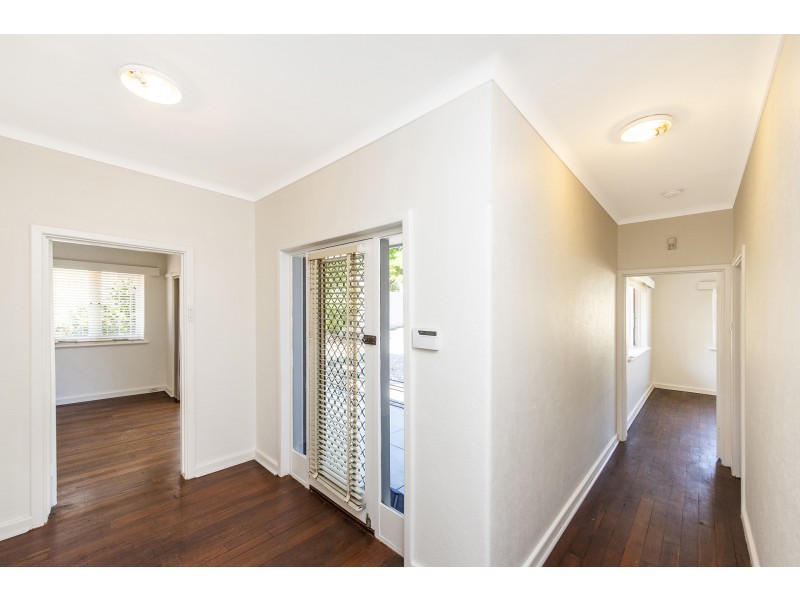 18 Bland Street, Kensington WA 6151