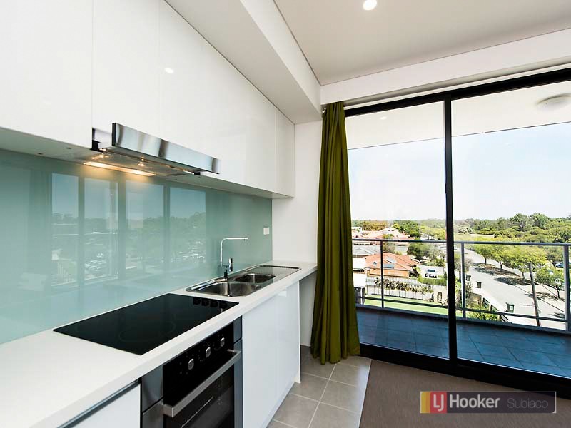 18/47 Carden Drive, Cannington WA 6107