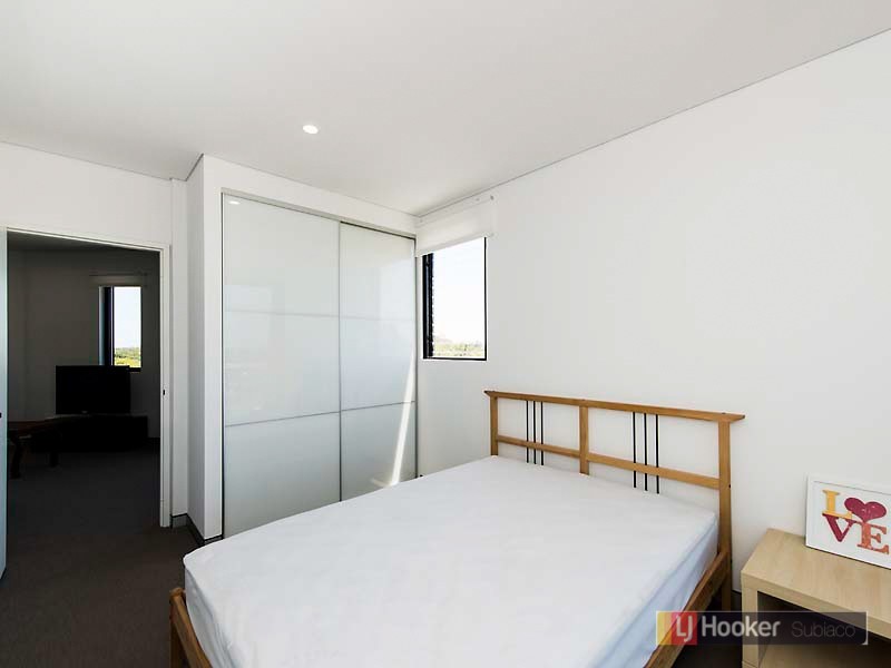 18/47 Carden Drive, Cannington WA 6107