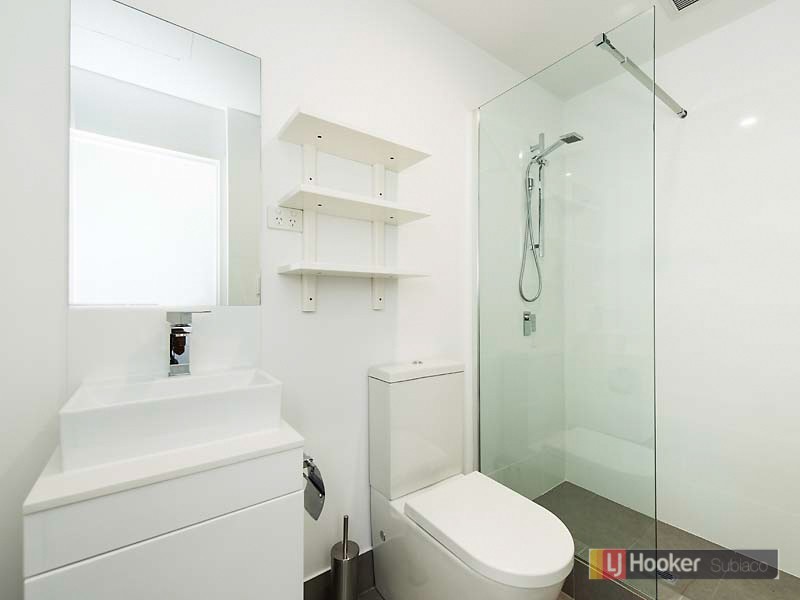 18/47 Carden Drive, Cannington WA 6107