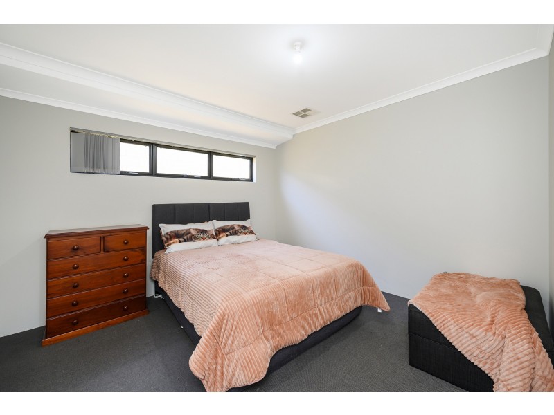 16 Swithland Way, Aveley WA 6069