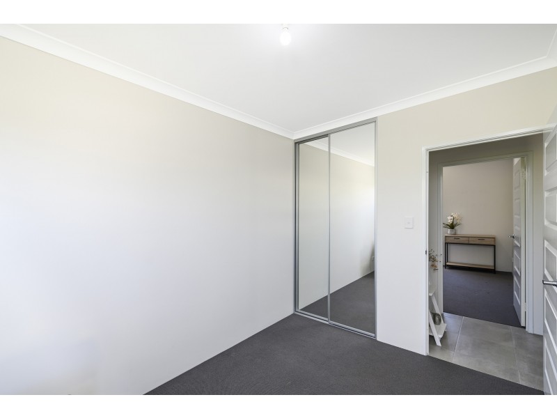 16 Swithland Way, Aveley WA 6069