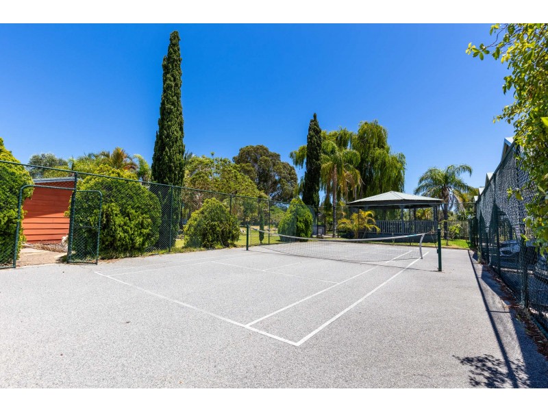 9S/125 Herdsman Parade, Wembley WA 6014