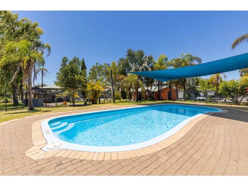 9S/125 Herdsman Parade, Wembley WA 6014