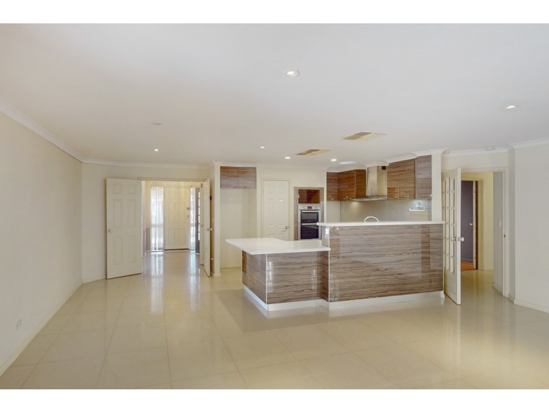 1 Noreatt Place, Leeming WA 6149