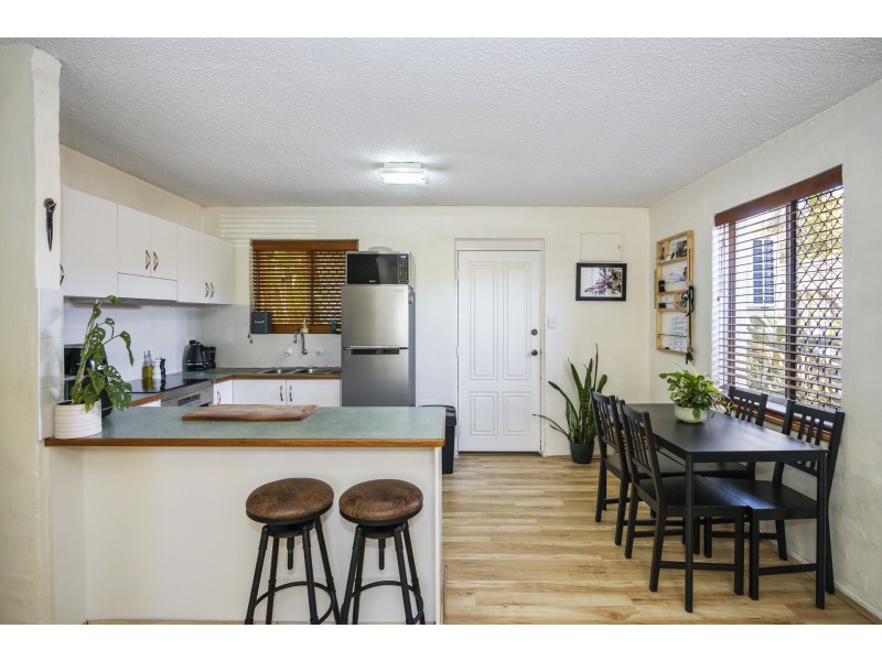 K13/125 Herdsman Parade, Wembley WA 6014