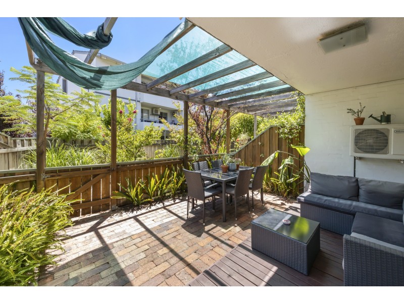 K13/125 Herdsman Parade, Wembley WA 6014