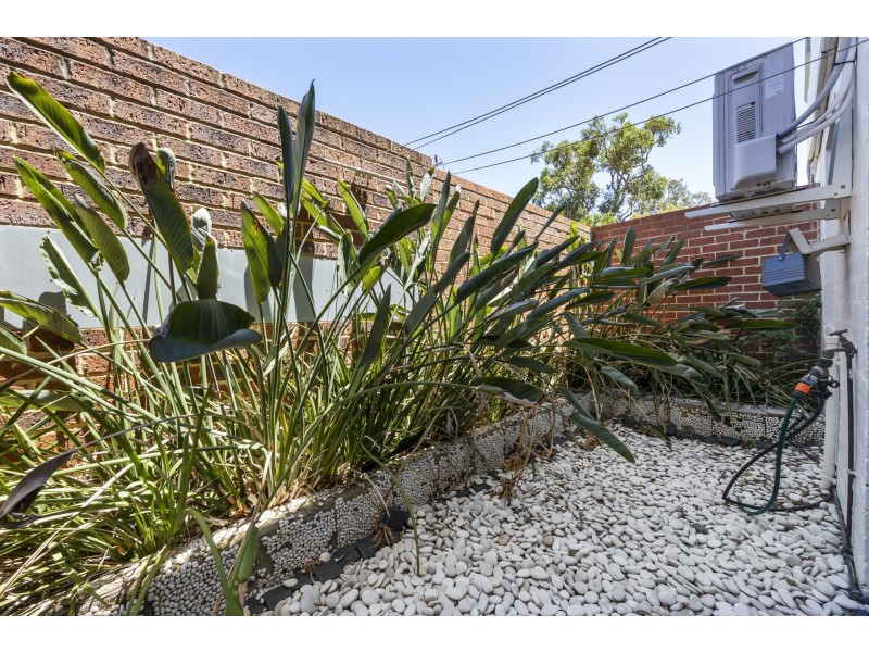 K13/125 Herdsman Parade, Wembley WA 6014