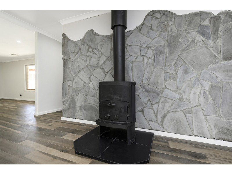 365 Pearce Street, Sawyers Valley WA 6074