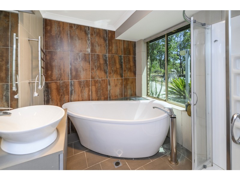 365 Pearce Street, Sawyers Valley WA 6074