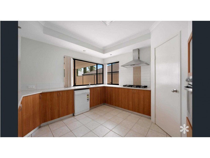 13 Ernest Drive, Success WA 6164